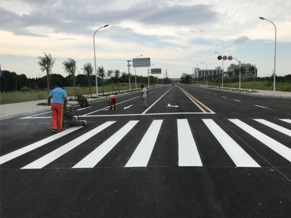 嘉善夜间道路划线施工噪音太大扰民怎么办，这事儿到底该怎么破？